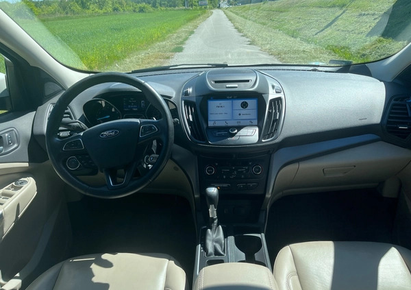Ford Escape cena 52800 przebieg: 126000, rok produkcji 2017 z Knurów małe 781